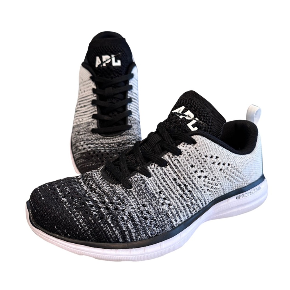 APL TECHLOOM PRO BLACK/HEATHER GRAY/WHITE RUNNING SHOES